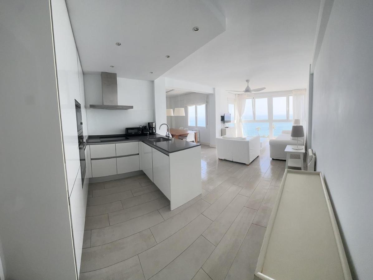 Piso a 50 metros del Mar - MEJORES VISTAS de Torre del Mar Exterior foto